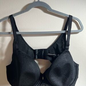 Torrid 40D Black Underwire Bra